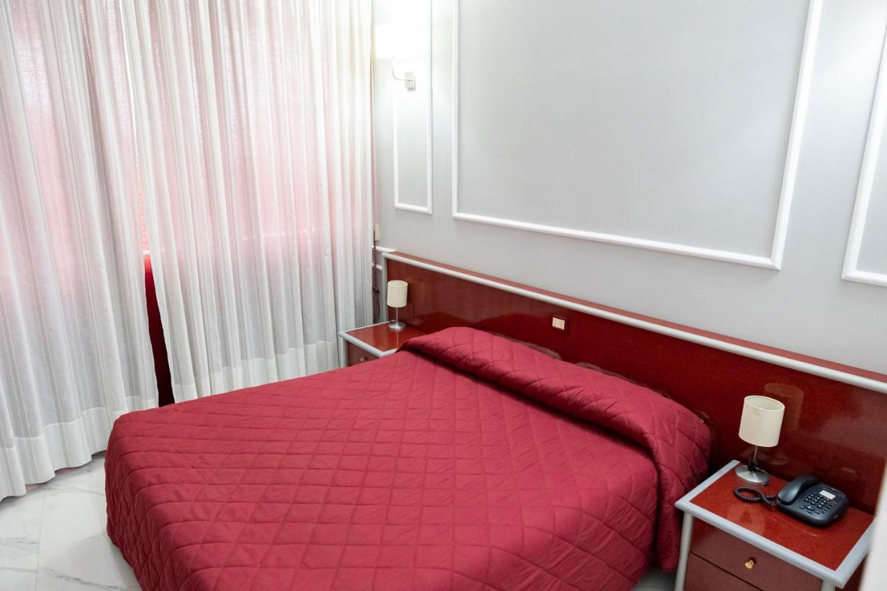 Hotel Sica Montecorvino Rovella Екстер'єр фото