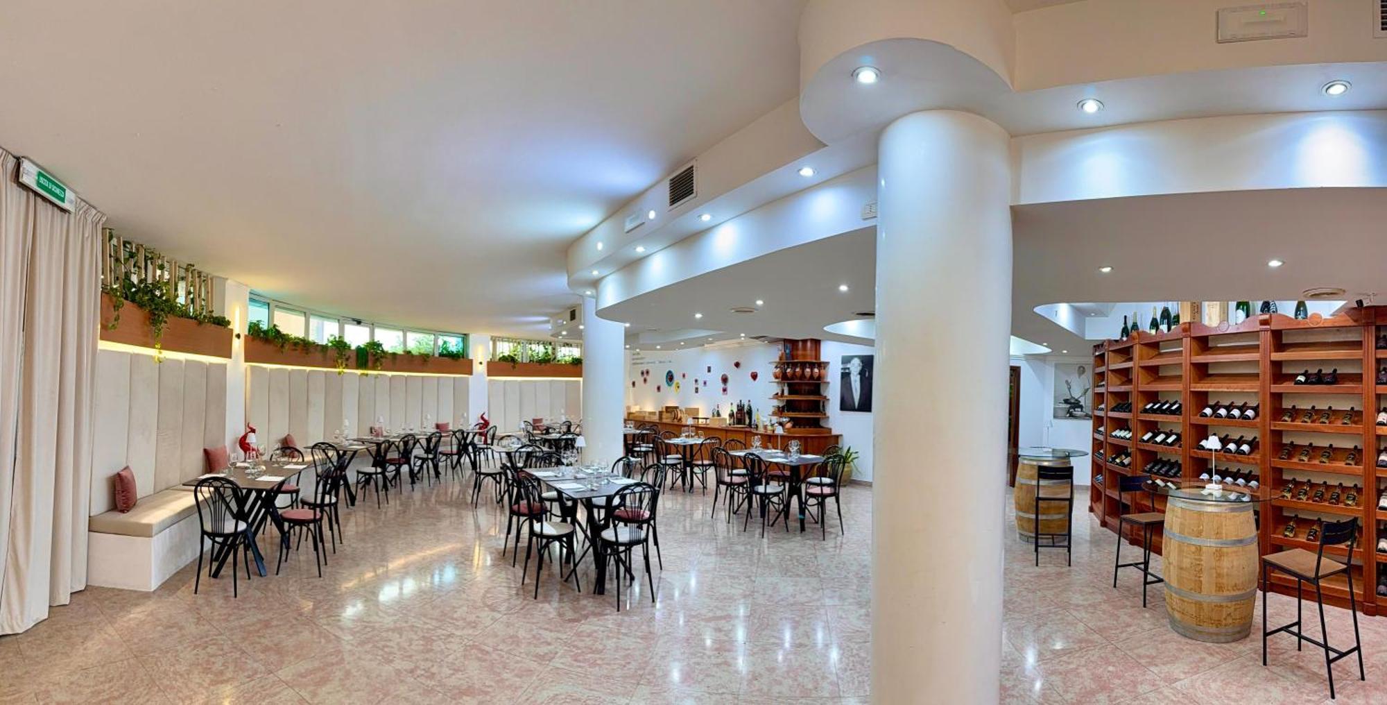 Hotel Sica Montecorvino Rovella Екстер'єр фото