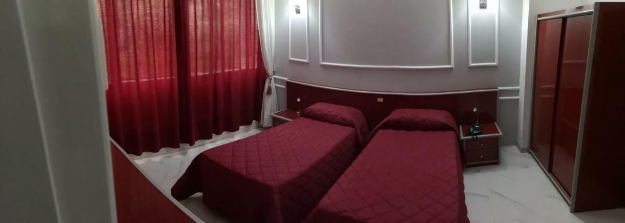 Hotel Sica Montecorvino Rovella Екстер'єр фото